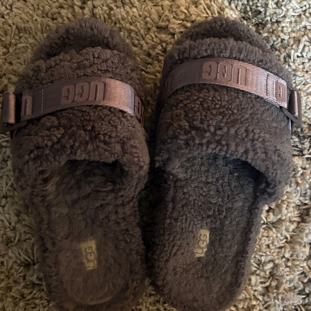 UGG Grey Fluffy Slides